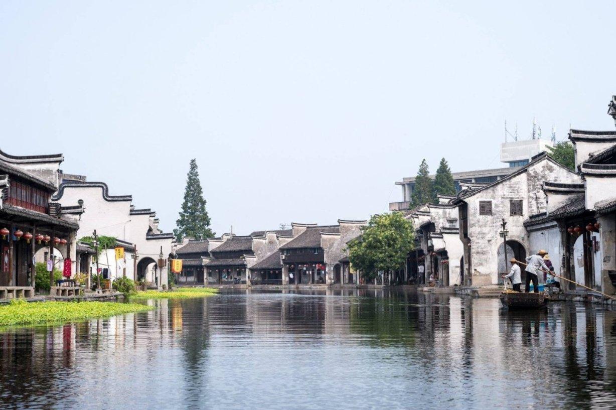 10年宝马320二手多少钱15万公里？